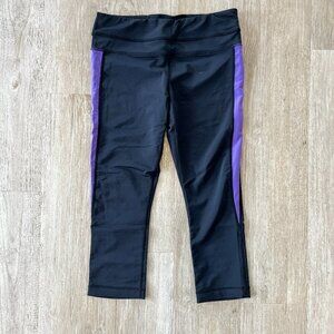 Womens Glyder Capri Cropped Black Leggings - S